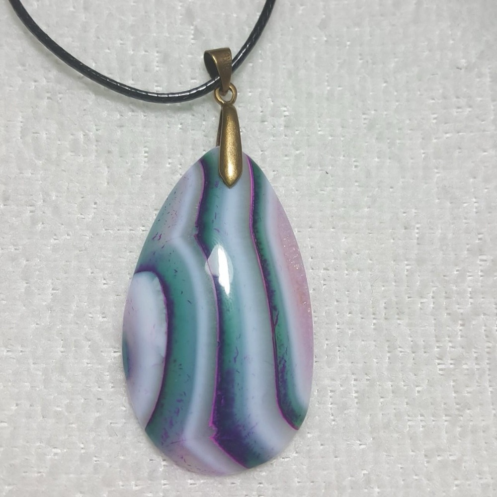 Onyx Stripe Agate Gemstone Heart Shape Pendant Necklace